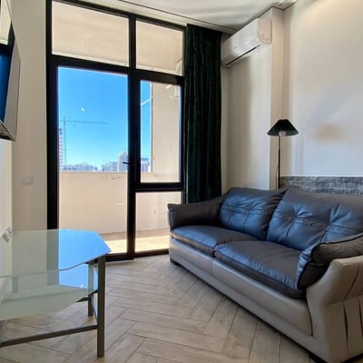 Location d'un appartement confortable, 50 m², Batumi, Géorgie