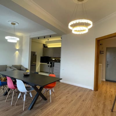 Location d'un appartement spacieux, 85 m², Batumi, Géorgie