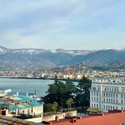 Location d'un appartement spacieux, 85 m², Batumi, Géorgie