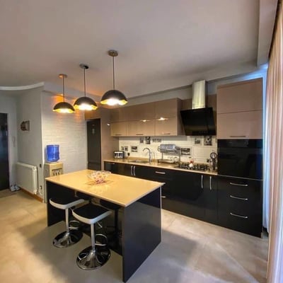 Location d'un appartement moderne et spacieux, 113 m², Batumi, Géorgie