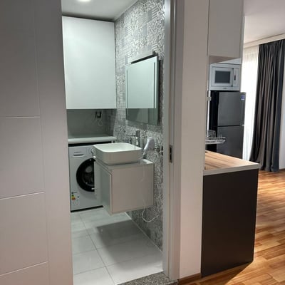 Location d'un appartement spacieux, 65 m², vue panoramique, Batumi, Géorgie