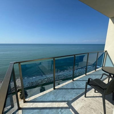 Location d'un appartement spacieux, 65 m², vue panoramique, Batumi, Géorgie