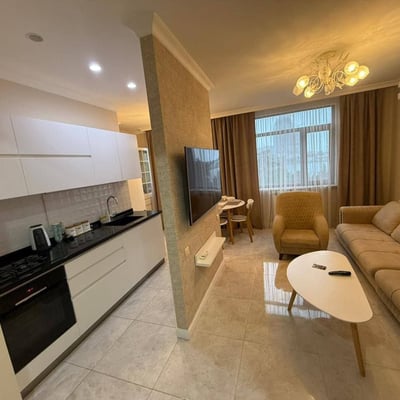 Location d'un appartement douillet et meublé, 70 m², Batumi, Géorgie