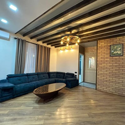 Аренда уютной и меблированной квартиры, 80 м², Батуми, Грузия