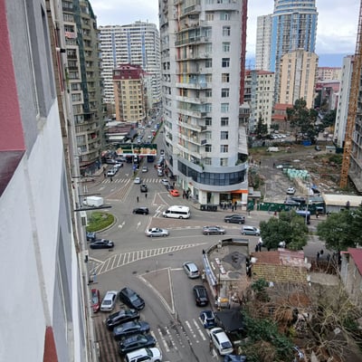 Vermietung einer geräumigen, vollmöblierten Wohnung, 60 m², Batumi, Georgien
