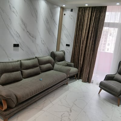 Vermietung einer geräumigen, vollmöblierten Wohnung, 60 m², Batumi, Georgien