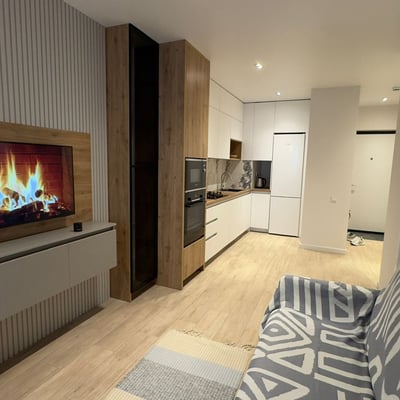 Vermietung einer komfortablen, vollmöblierten Wohnung, 62 m², Black Sea Tower, Batumi, Georgien