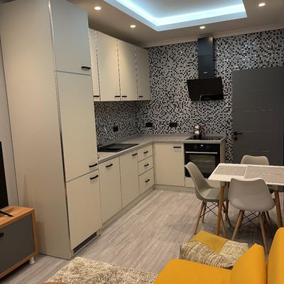 Alquiler de apartamento acogedor con vista panorámica, 50 m², Metro City, Batumi, Georgia