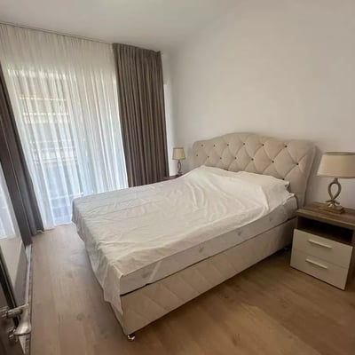 Location longue durée d’un appartement, 69 m², dans le quartier Campus – Université Ovidius, Constanța, Roumanie