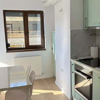 Location longue durée d’un appartement, 69 m², dans le quartier Campus – Université Ovidius, Constanța, Roumanie