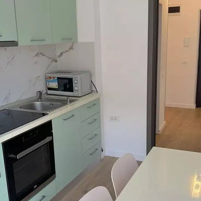 Location longue durée d’un appartement, 69 m², dans le quartier Campus – Université Ovidius, Constanța, Roumanie