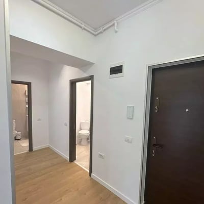 Location longue durée d’un appartement, 69 m², dans le quartier Campus – Université Ovidius, Constanța, Roumanie