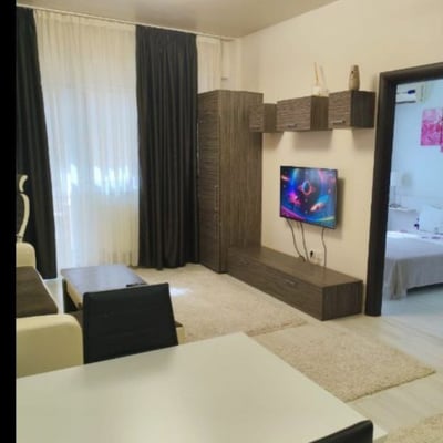 Alquiler de un acogedor apartamento de 2 habitaciones, 40 m², Militari Residence, sector 6, Bucarest, Rumanía