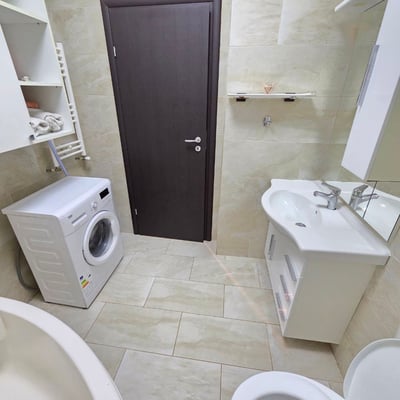 Location d’un appartement lumineux et meublé de 2 pièces, Secteur 6, Bucarest, Roumanie