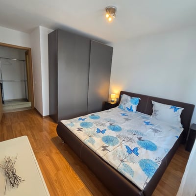 Miete einer guten, möblierten Zweizimmerwohnung, Sektor 6, Bukarest, Rumänien