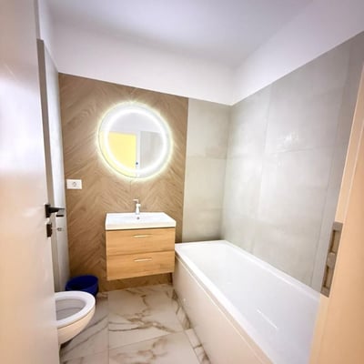 Аренда светлой меблированной двухкомнатной квартиры, сектор 6, Бухарест, Румыния