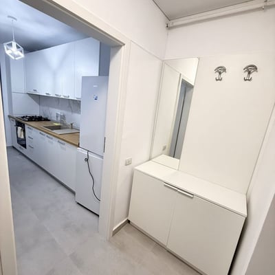 Аренда однокомнатной меблированной квартиры, сектор 6, Бухарест, Румыния