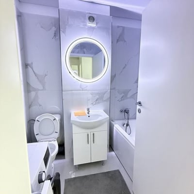 Аренда однокомнатной меблированной квартиры, сектор 6, Бухарест, Румыния