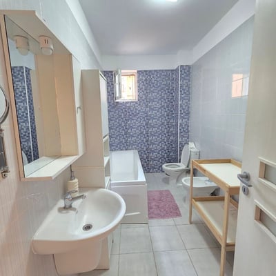 Rent of a furnished two-room apartment, 60 m², Bucharest, Sector 6, Romania