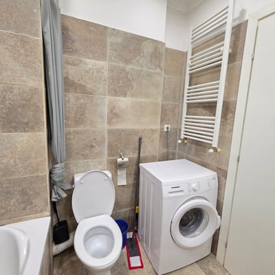 Rent of a cozy 1-room apartment with parking in Sector 6, Bucharest, Romania