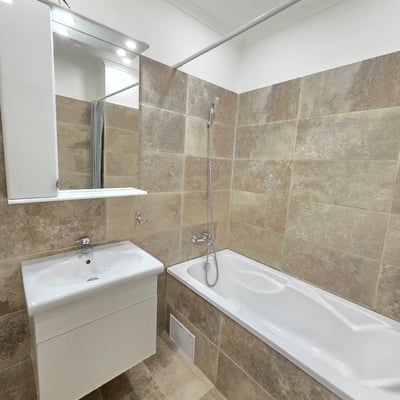 Rent of a cozy 1-room apartment with parking in Sector 6, Bucharest, Romania