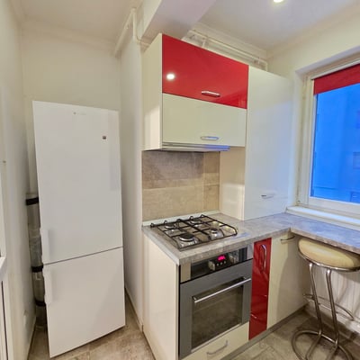 Rent of a cozy 1-room apartment with parking in Sector 6, Bucharest, Romania