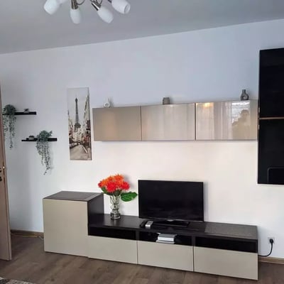 Location longue durée d’un appartement, 64 m², à Berceni, Bucarest, Roumanie