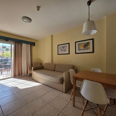 Comfortable, furnished apartment in Los Cristianos for rent, Tenerife, Spain
