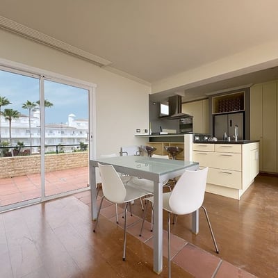 Spacious duplex apartment for rent in the Botanico area, Puerto de la Cruz, Tenerife, Spain