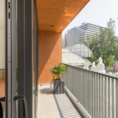 Rent of a brand new, bright studio with balcony, Da Nang, Vietnam
