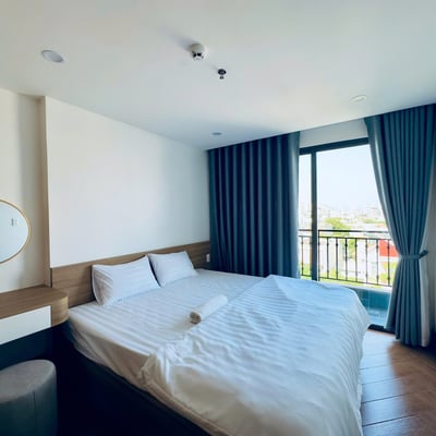 Moderne Wohnung mit großem Balkon zur Miete in Strandnähe, Da Nang, Vietnam