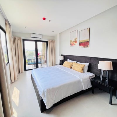 Vermietung einer hellen, vollmöblierten Wohnung mit großem Balkon, Da Nang, Vietnam