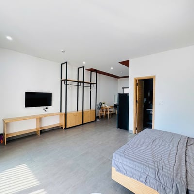 Rent a modern, fully furnished studio with pool, Son Tra, Da Nang, Vietnam
