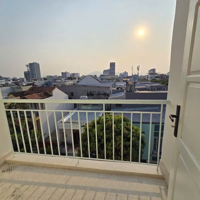 Vermietung eines modernen, vollmöblierten Studios, Stadtzentrum, Da Nang, Vietnam