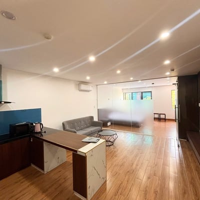 Аренда просторной, светлой, меблированной квартиры рядом с пляжем, 60 м², Дананг, Вьетнам