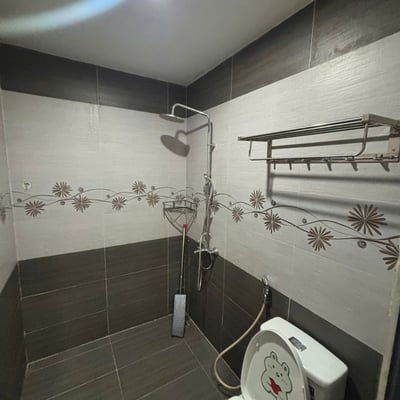 Alquiler de amplio, luminoso apartamento amueblado cerca de la playa, 60 m², Da Nang, Vietnam