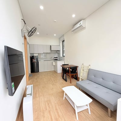 Modern, bright apartment near the beach for rent, Da Nang, Vietnam