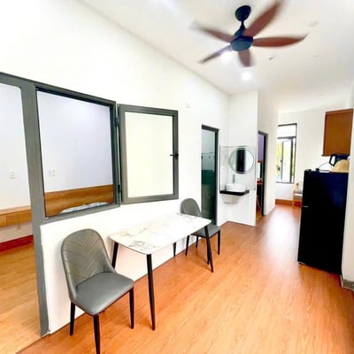 Vermietung einer hellen, vollmöblierten Wohnung, Hoa Xuan, Da Nang, Vietnam