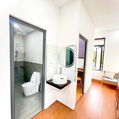 Vermietung einer hellen, vollmöblierten Wohnung, Hoa Xuan, Da Nang, Vietnam