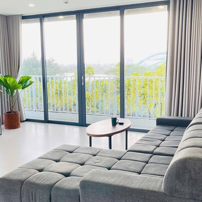 Modern furnished apartment with balcony for rent, 180 m², Da Nang, Vietnam