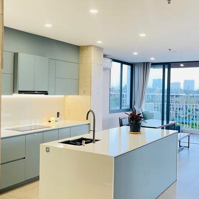 Modern furnished apartment with balcony for rent, 180 m², Da Nang, Vietnam