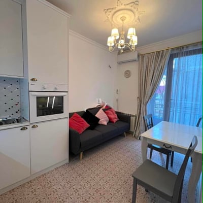 Se alquila apartamento acogedor de 35 m² en el centro de la ciudad, Batumi