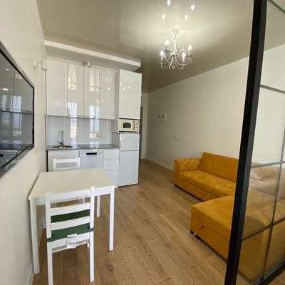 Se alquila apartamento acogedor y cómodo de 38 m², Batumi