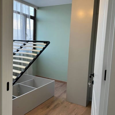 Apartamento moderno amueblado 65m² en alquiler, Batumi, Georgia