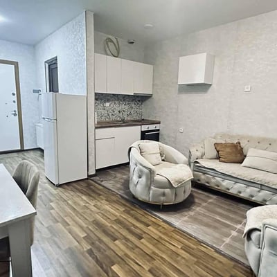 Apartamento moderno en alquiler en el centro de la ciudad, Batumi, Georgia