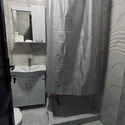 Appartement moderne à louer en centre-ville, Batoumi, Géorgie