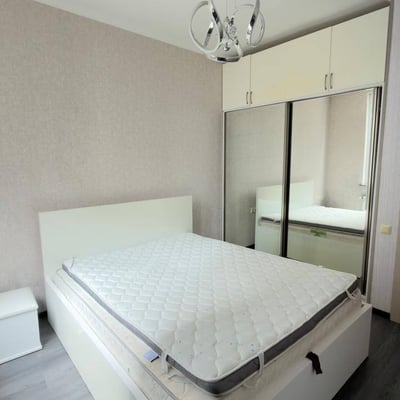 Appartement spacieux et lumineux 75m² à louer, Batoumi, Géorgie