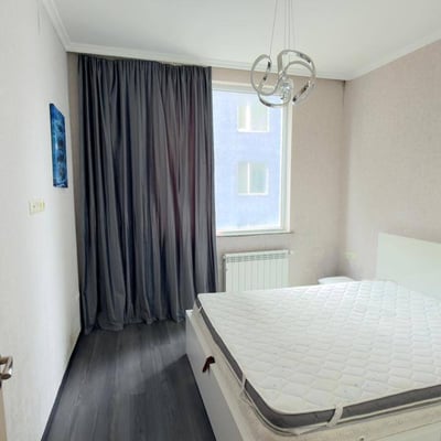 Appartement spacieux et lumineux 75m² à louer, Batoumi, Géorgie