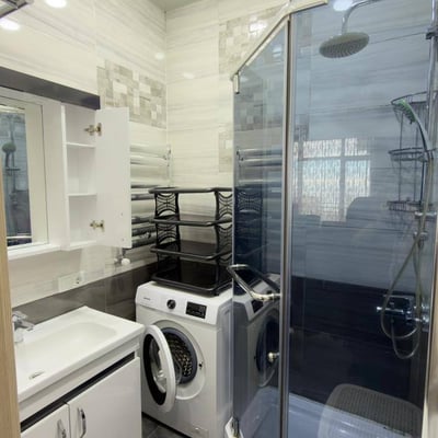 Appartement spacieux et lumineux 75m² à louer, Batoumi, Géorgie
