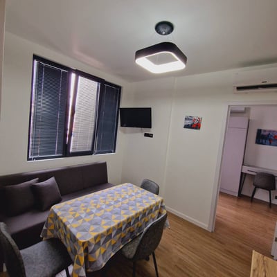 Appartement compact et cosy 35m² à louer, Batoumi, Géorgie